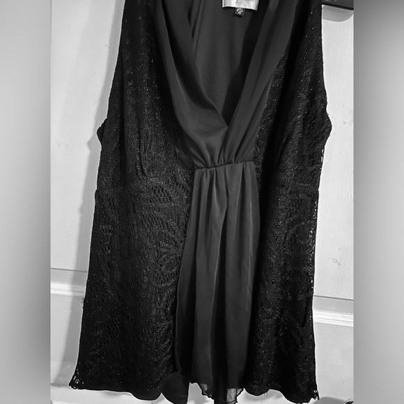 A.B. Lambdin Black Fit & Flare Lace Tank Top - Picture 2 of 4